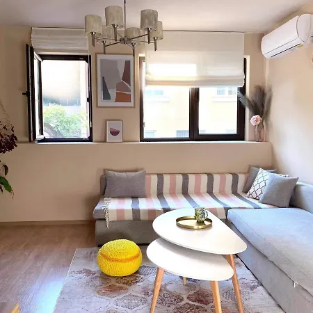 Boho Chic Nearby The Apartment *