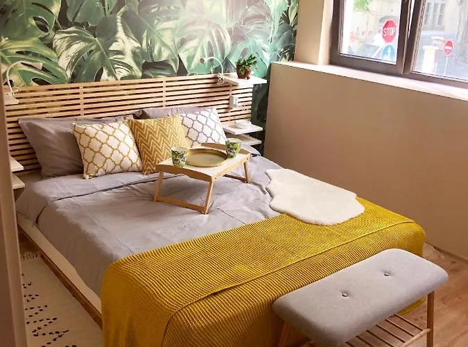 Апартаменти Boho Chic Nearby The Варна